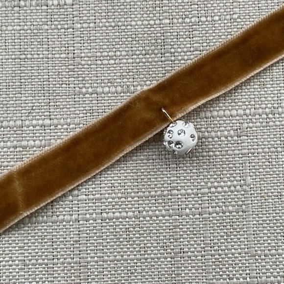 Women Choker Necklace Brown Carmel Tone Velvet Fashion Choker New - Picture 5 of 8